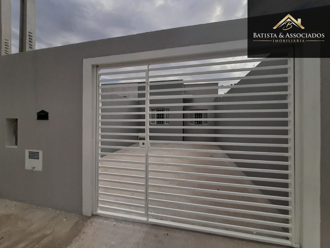 Casa, 2 quartos, 58 m² - Foto 1