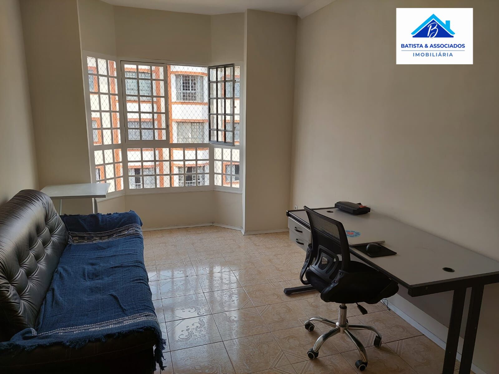 Apartamento à venda com 3 quartos, 66m² - Foto 3