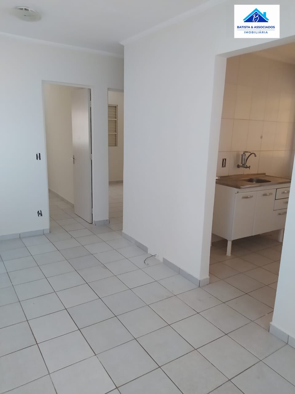 Casa à venda com 2 quartos, 50m² - Foto 6