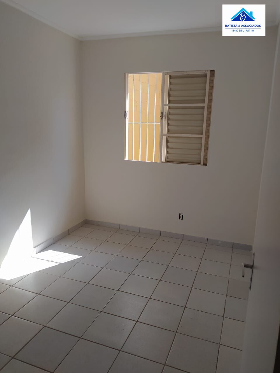 Casa à venda com 2 quartos, 50m² - Foto 12