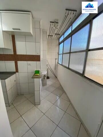 Apartamento à venda com 3 quartos, 77m² - Foto 4