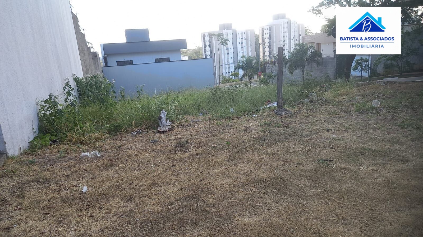 Terreno à venda, 250m² - Foto 1