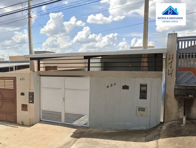 Casa à venda com 2 quartos, 90m² - Foto 1