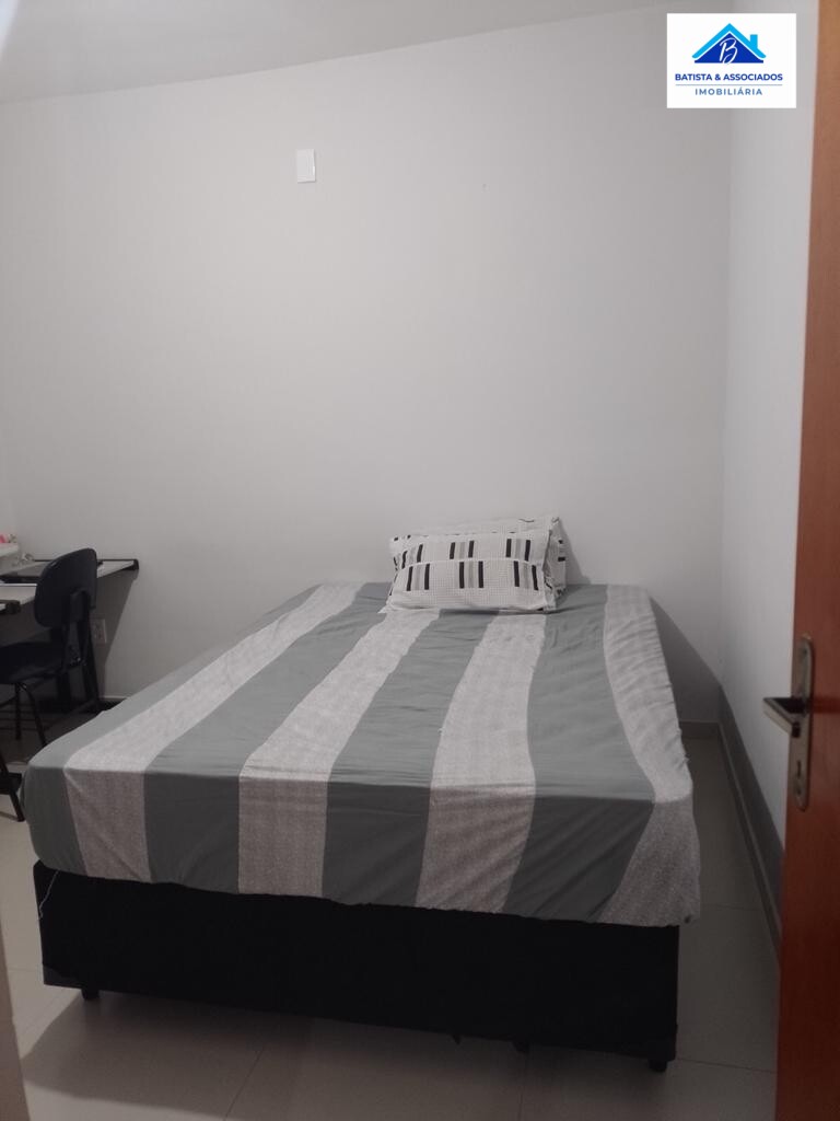 Casa à venda com 2 quartos, 90m² - Foto 9
