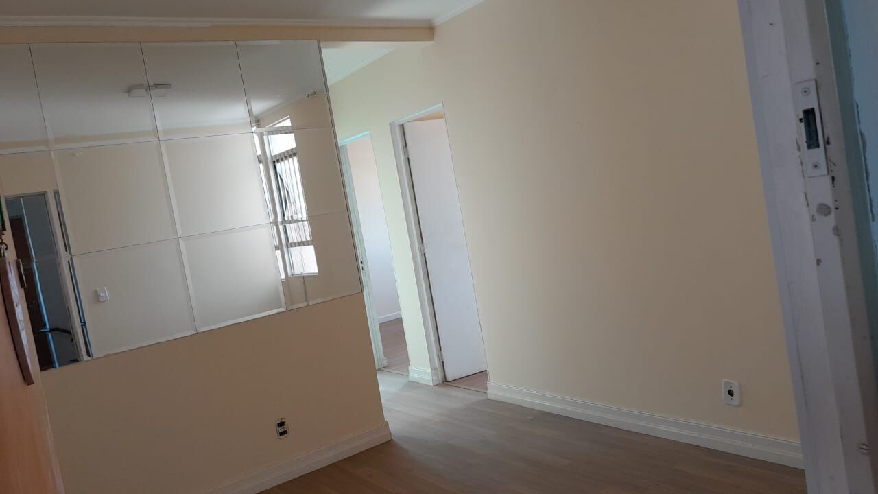 Apartamento à venda com 2 quartos, 45m² - Foto 13