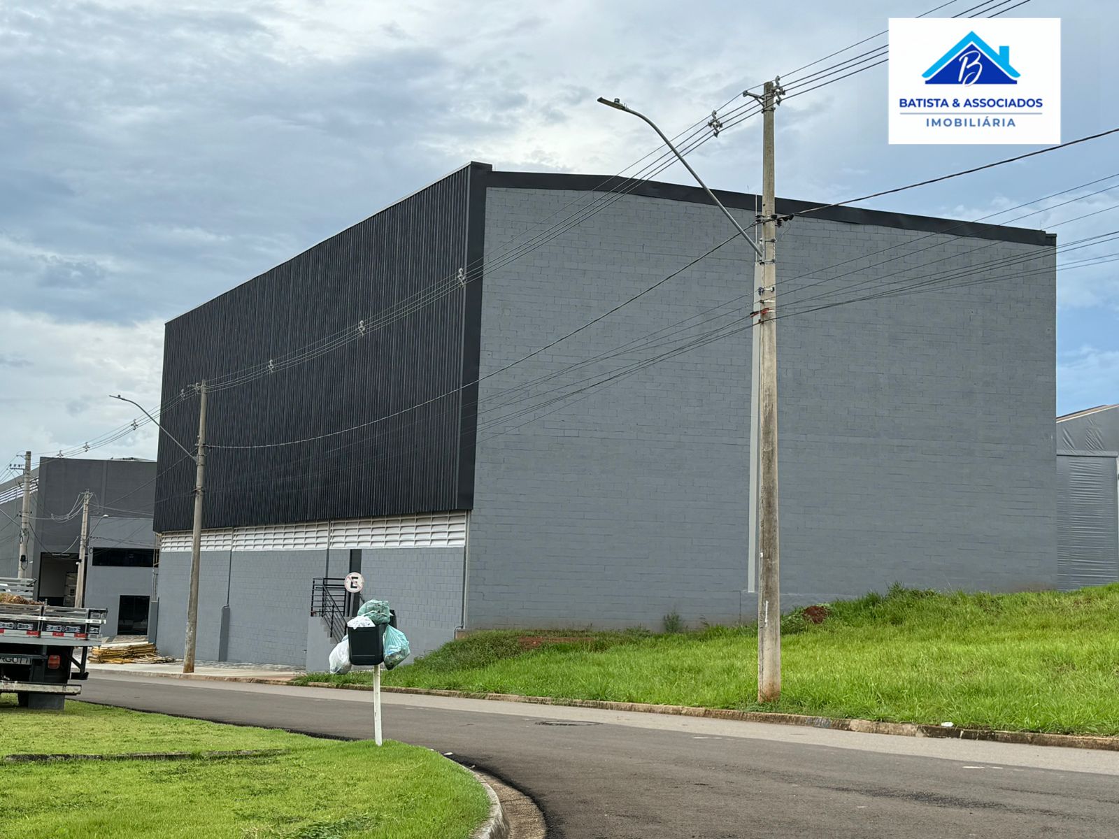 Depósito-Galpão-Armazém para alugar, 1017m² - Foto 23