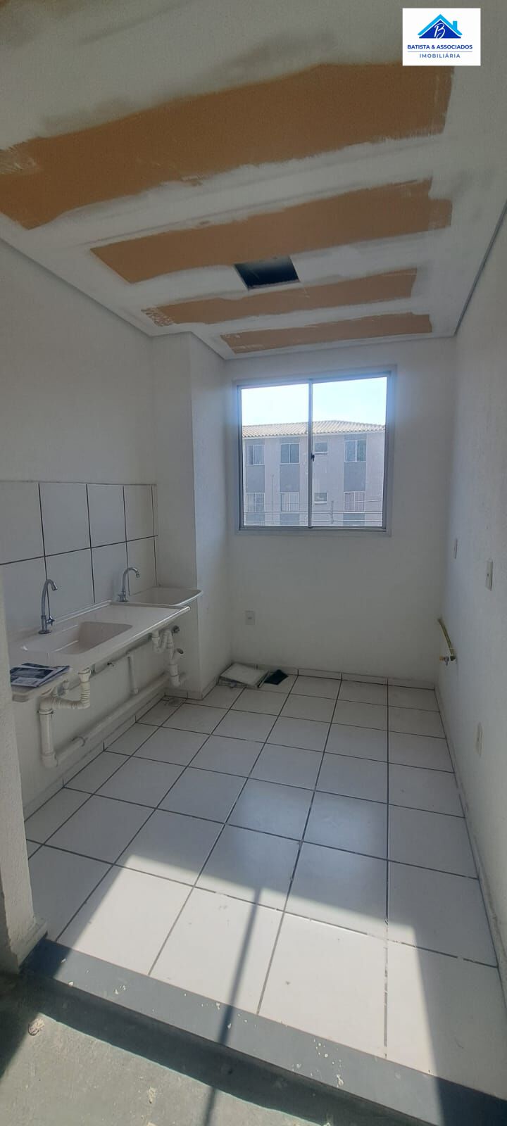 Apartamento à venda com 2 quartos, 43m² - Foto 4