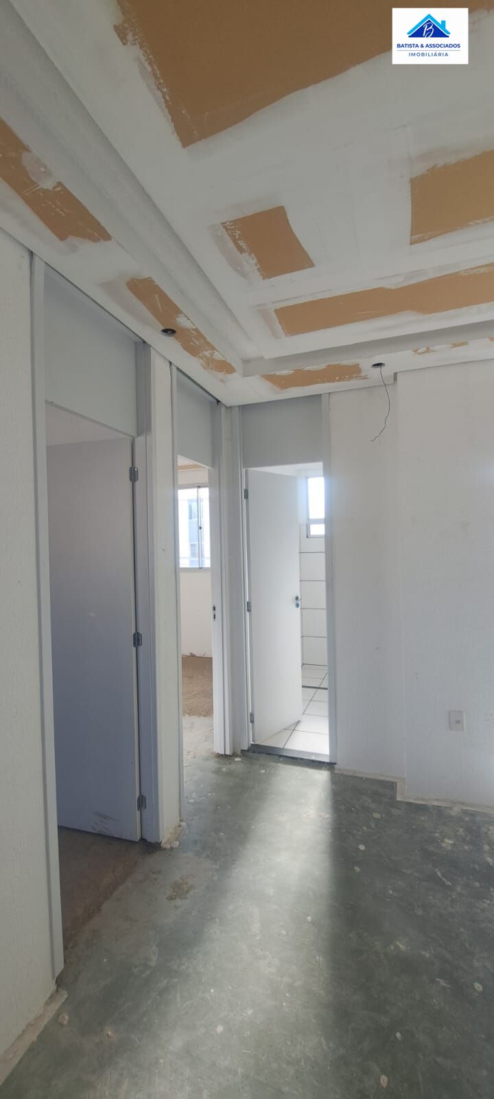 Apartamento à venda com 2 quartos, 43m² - Foto 12
