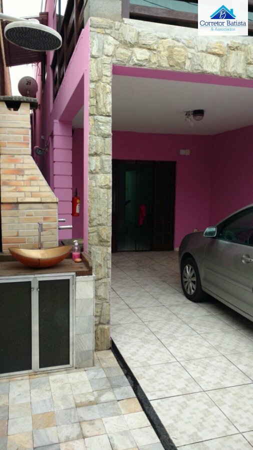 Casa à venda com 3 quartos, 210m² - Foto 2