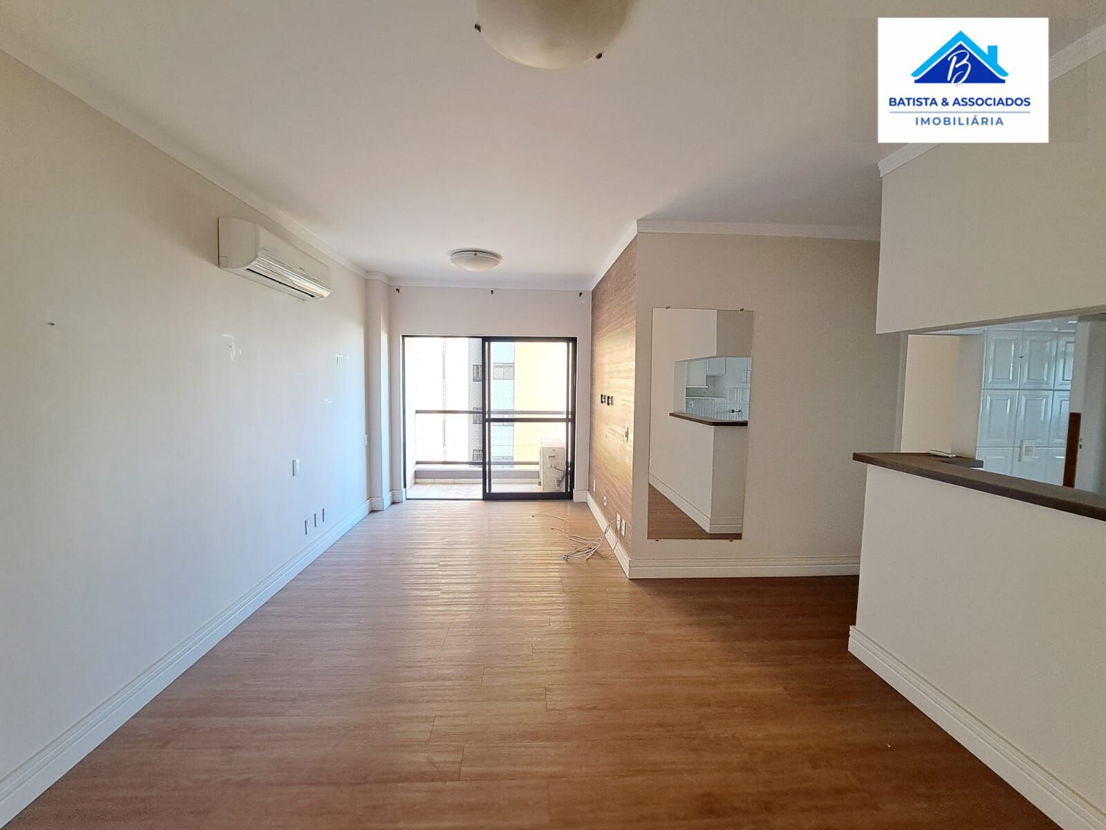 Apartamento à venda com 2 quartos, 68m² - Foto 3