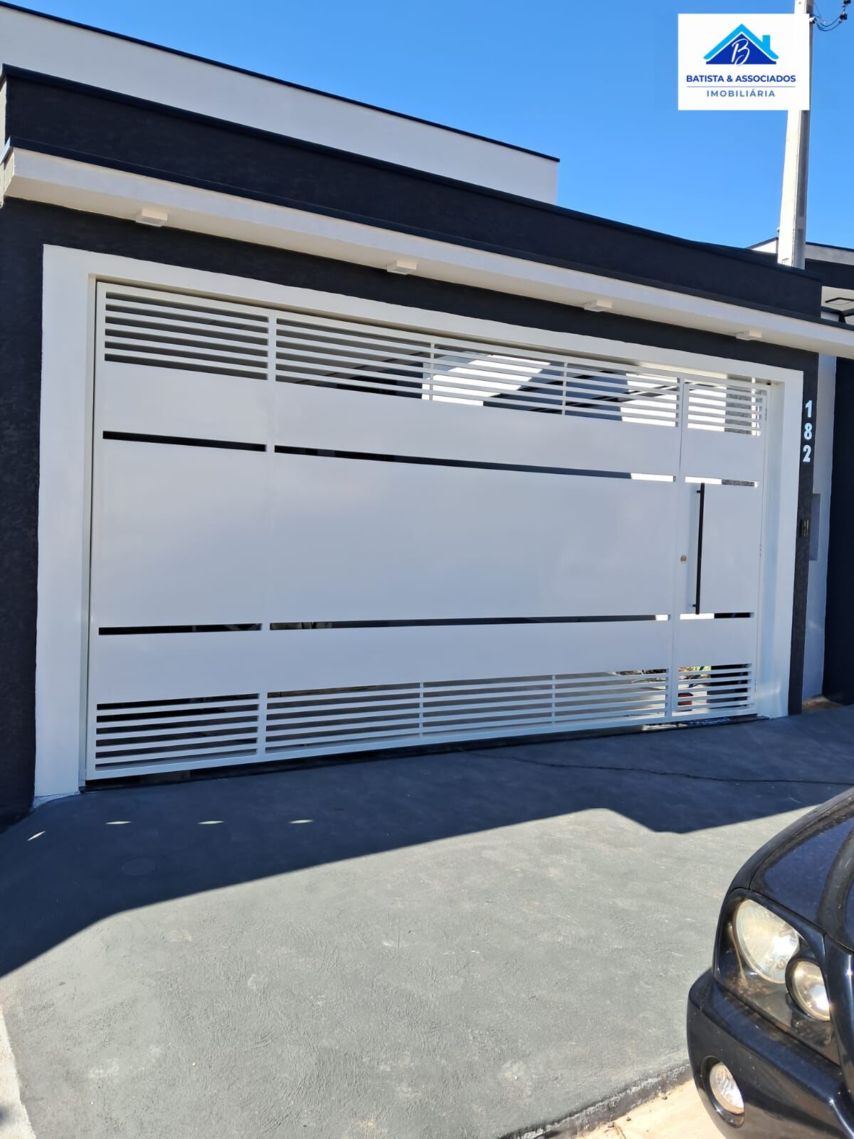 Casa, 3 quartos, 142 m² - Foto 1