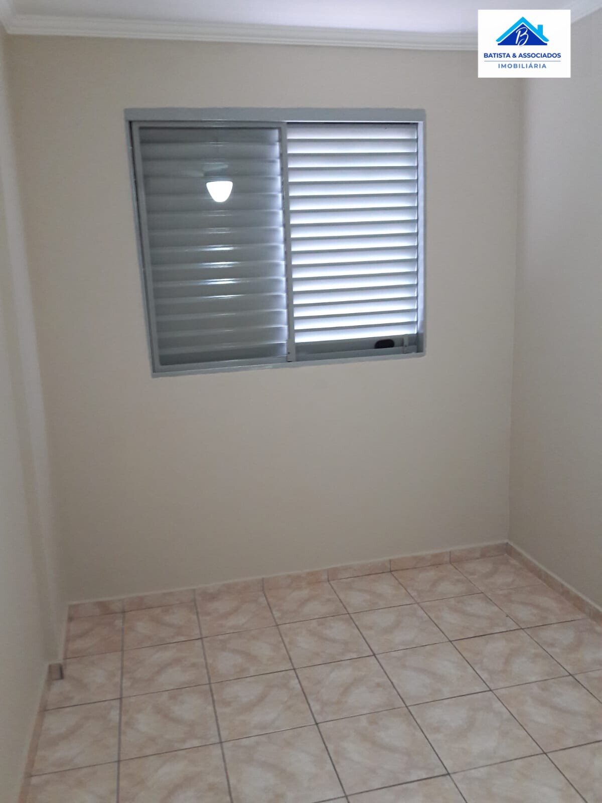 Apartamento à venda com 2 quartos, 75m² - Foto 13