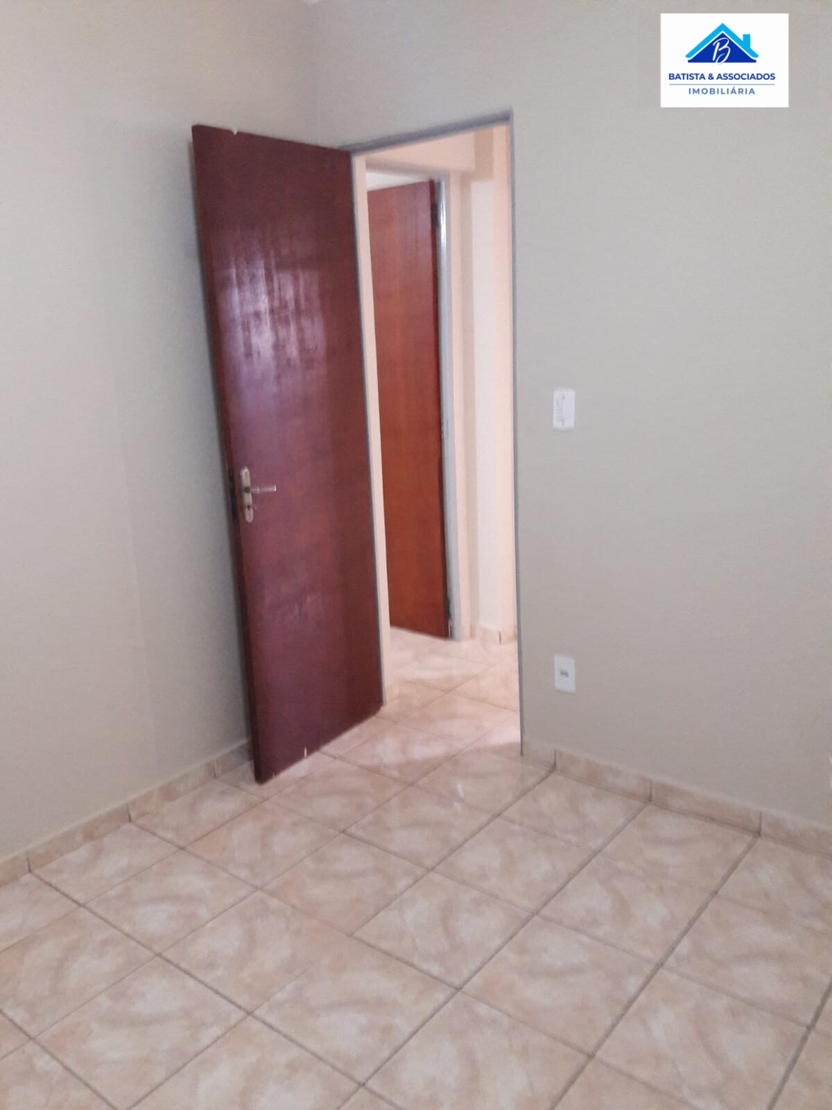 Apartamento à venda com 2 quartos, 75m² - Foto 7