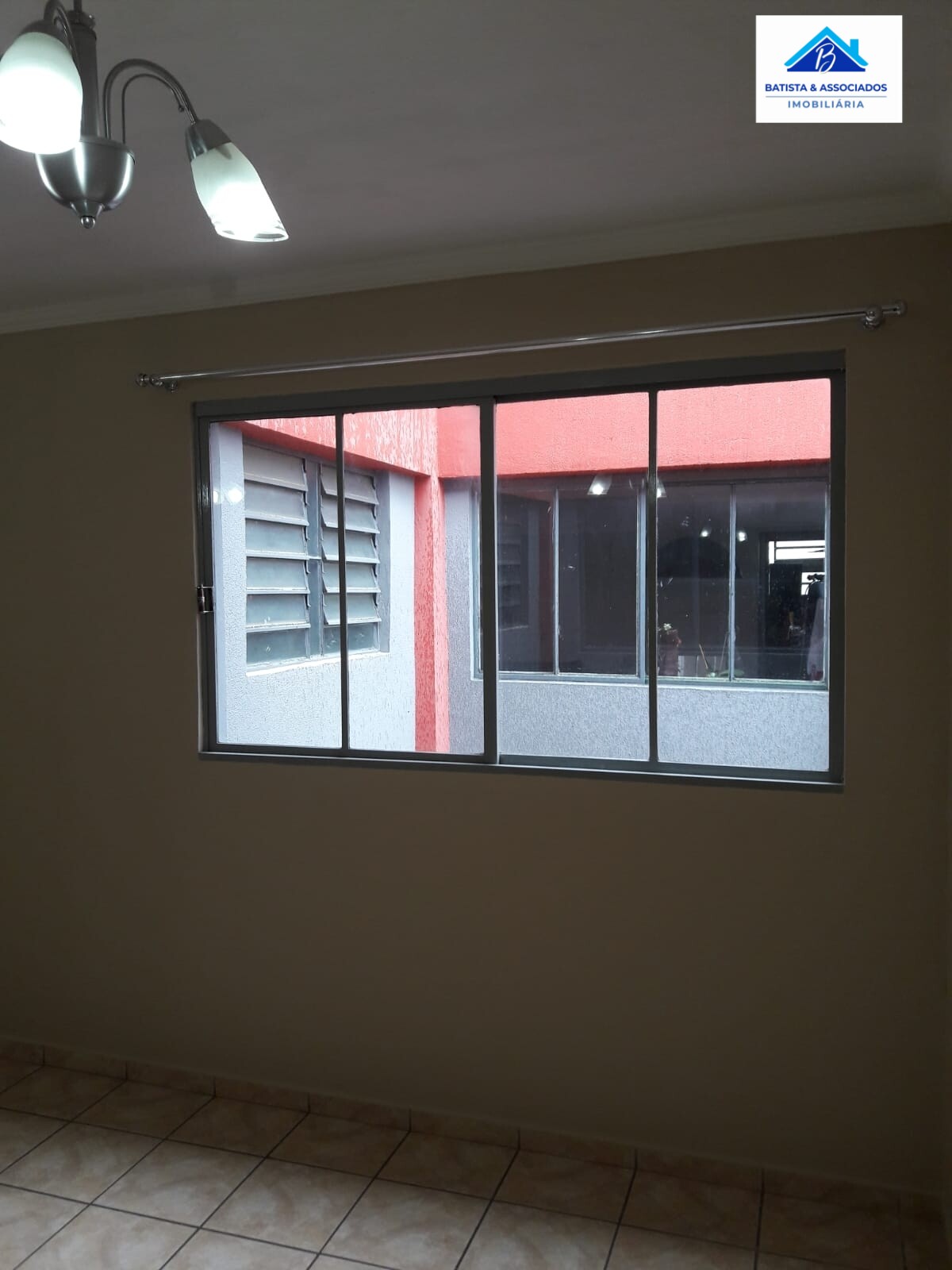 Apartamento à venda com 2 quartos, 75m² - Foto 3