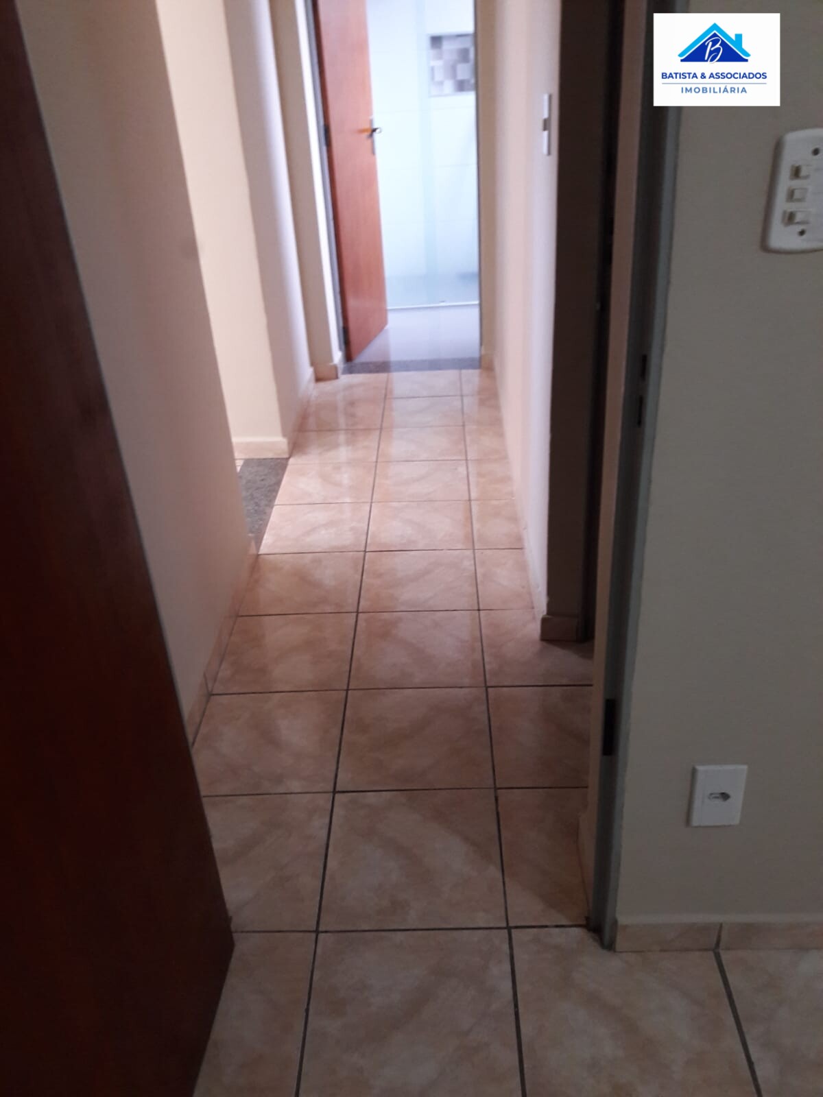 Apartamento à venda com 2 quartos, 75m² - Foto 9