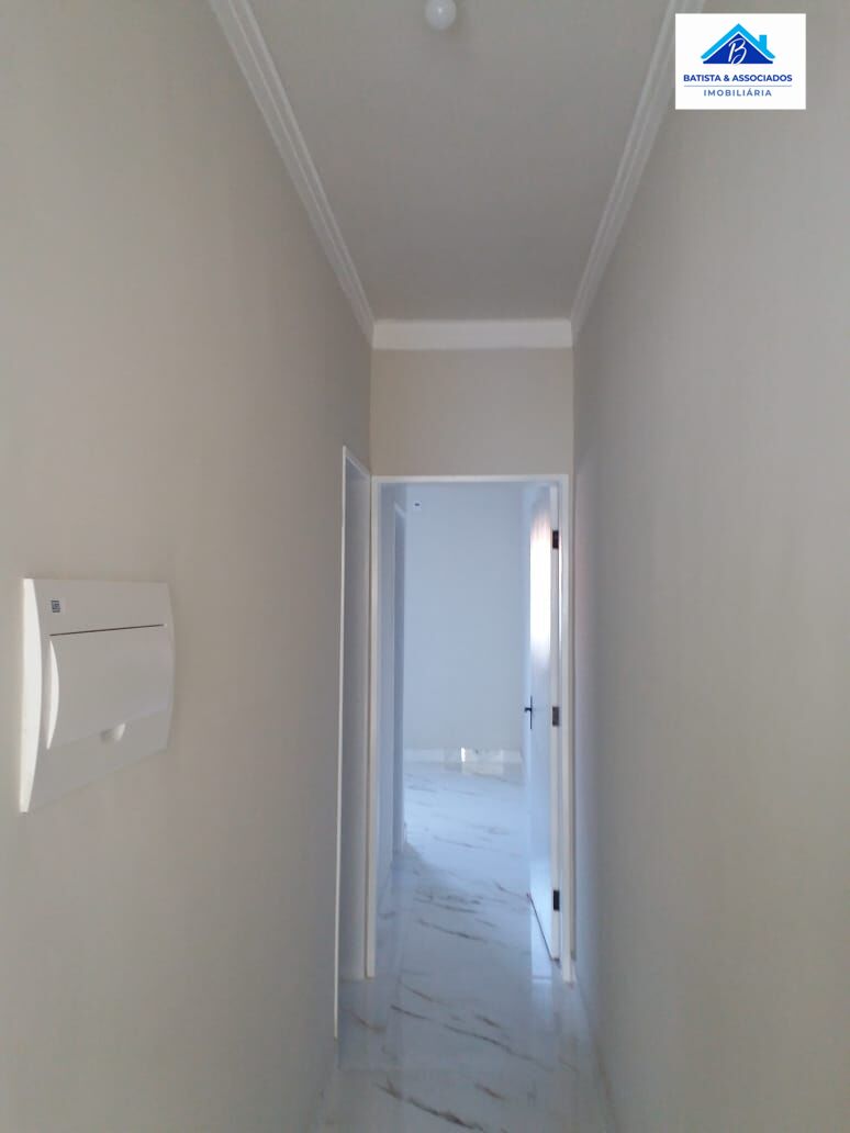 Casa à venda com 2 quartos, 55m² - Foto 6