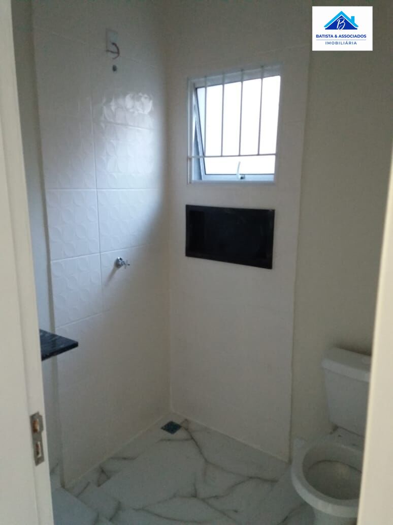 Casa à venda com 2 quartos, 55m² - Foto 9