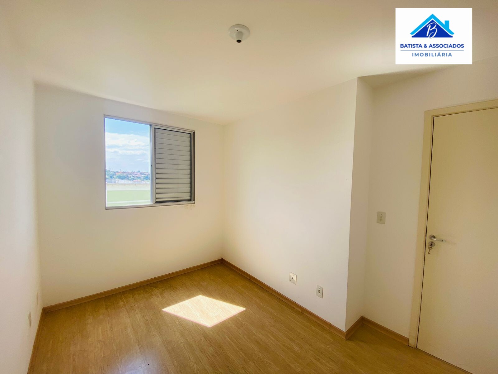 Apartamento à venda com 2 quartos, 45m² - Foto 12