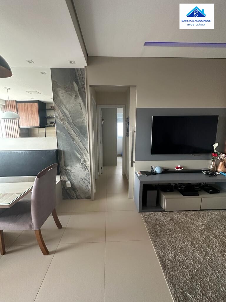 Apartamento à venda com 2 quartos, 75m² - Foto 1