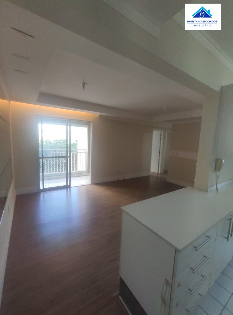 Apartamento à venda com 3 quartos, 75m² - Foto 2