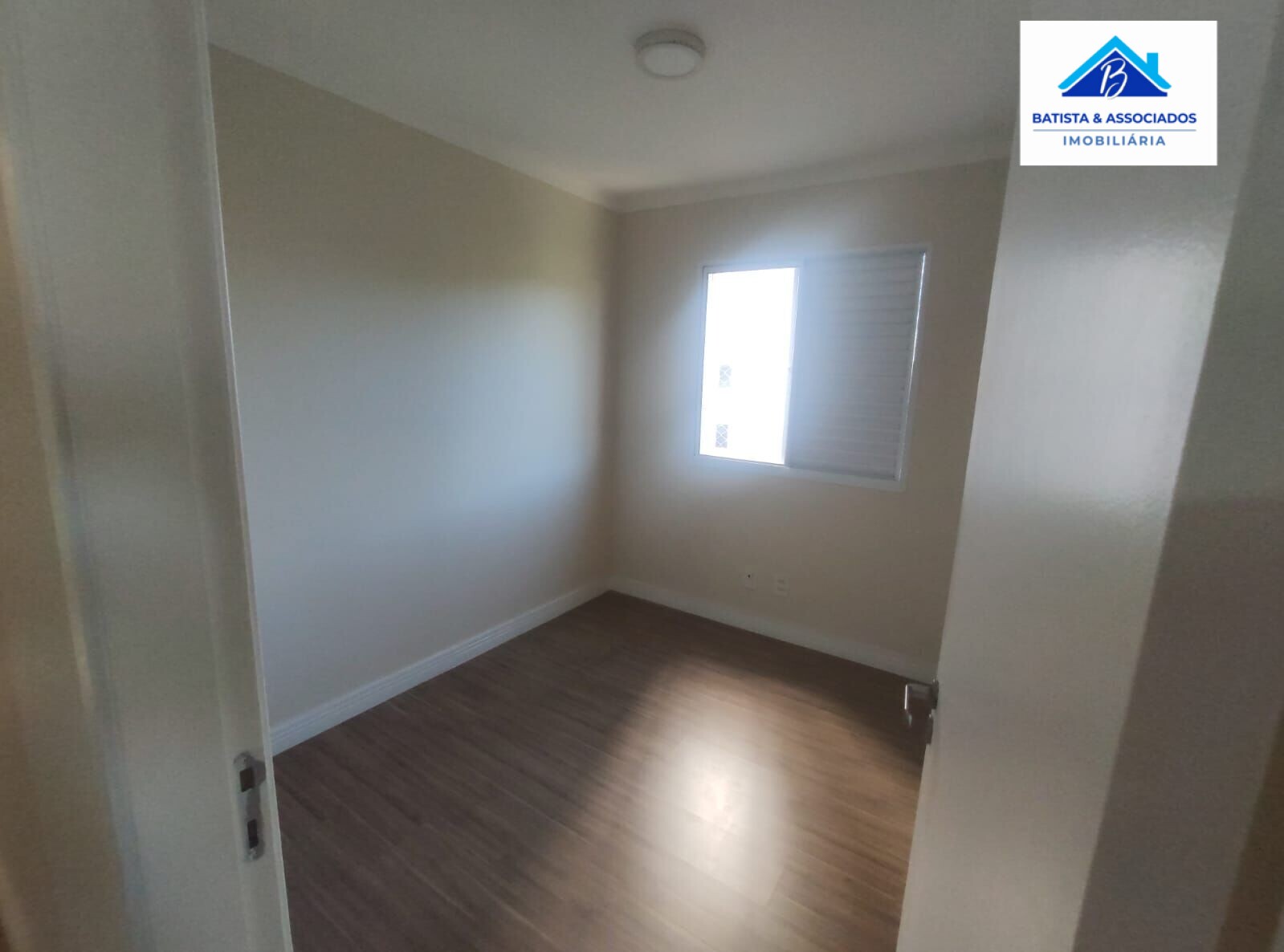 Apartamento à venda com 3 quartos, 75m² - Foto 8