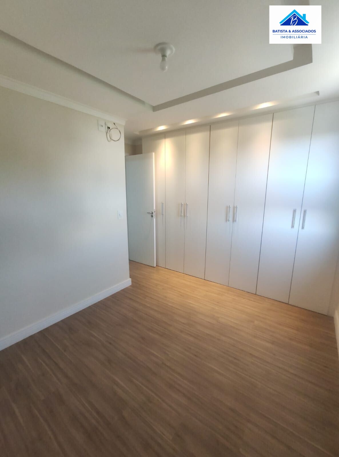 Apartamento à venda com 3 quartos, 75m² - Foto 12