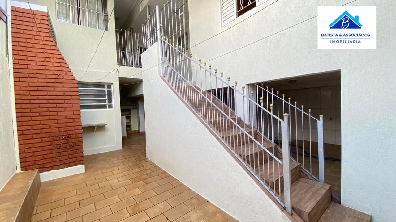 Casa à venda com 2 quartos, 150m² - Foto 25