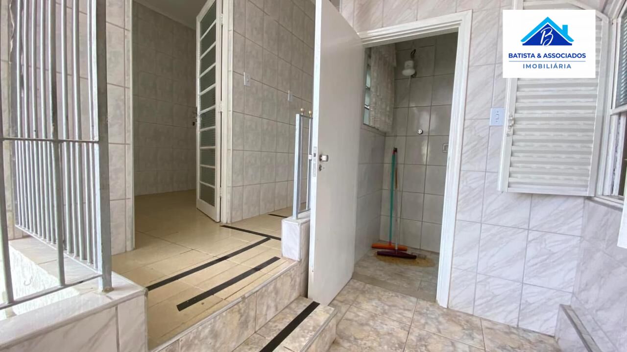 Casa à venda com 2 quartos, 150m² - Foto 23