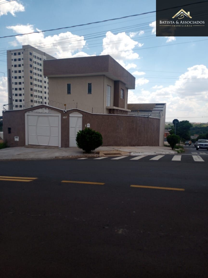 Sobrado, 2 quartos, 166 m² - Foto 1