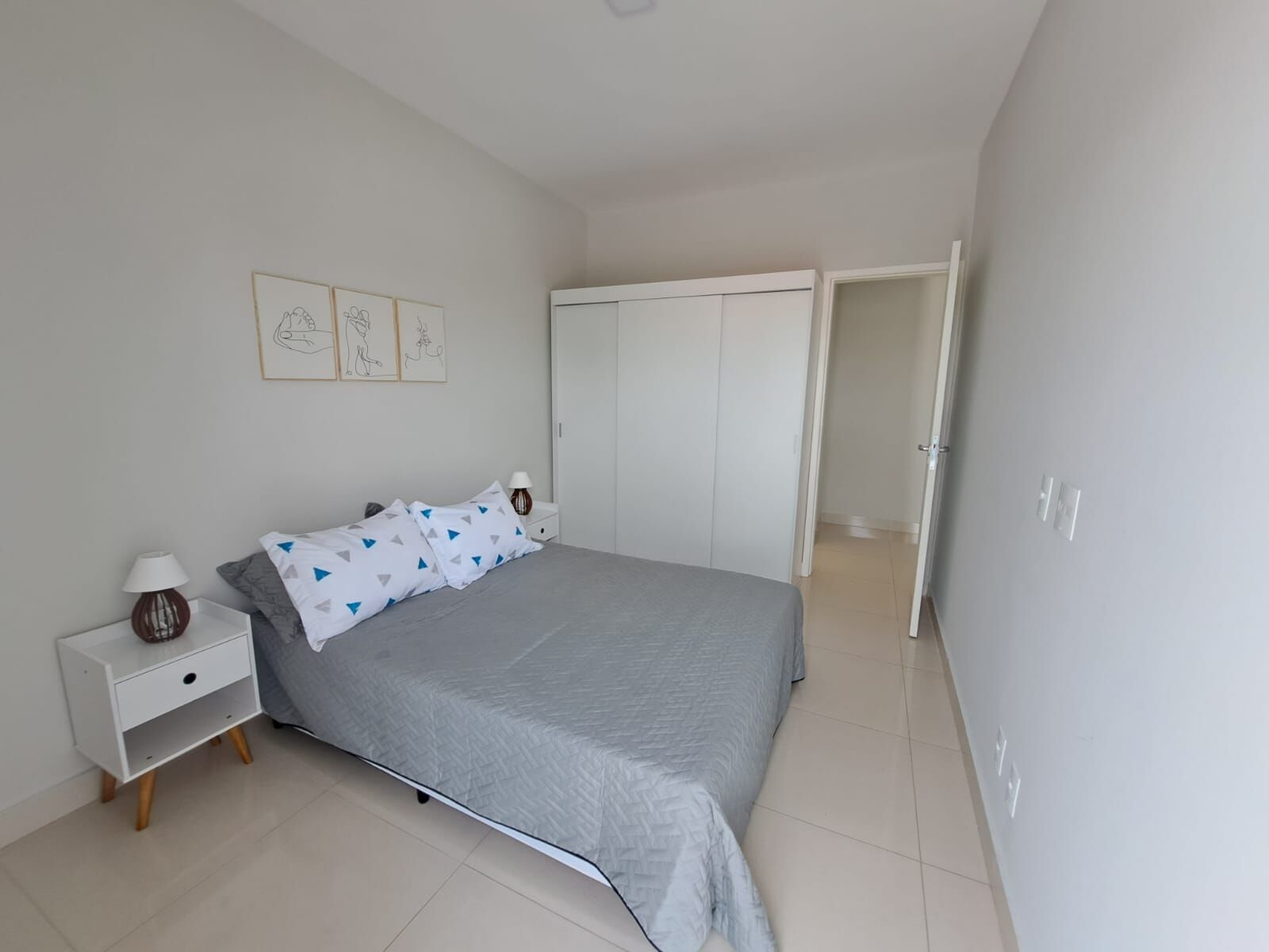 Casa à venda com 2 quartos, 68m² - Foto 9