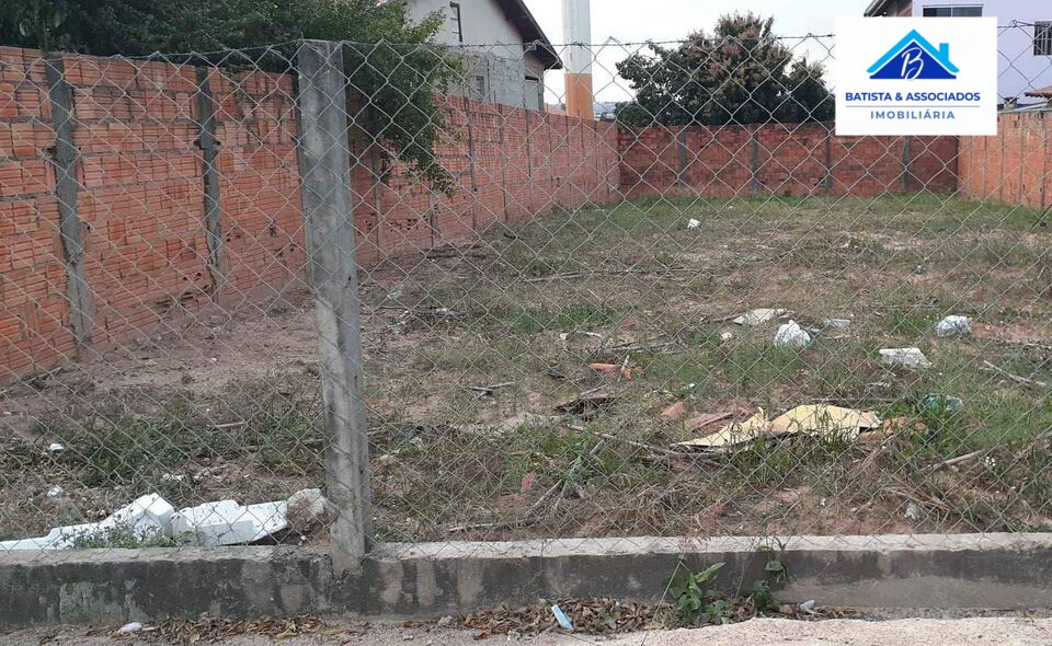 Terreno à venda, 300m² - Foto 1