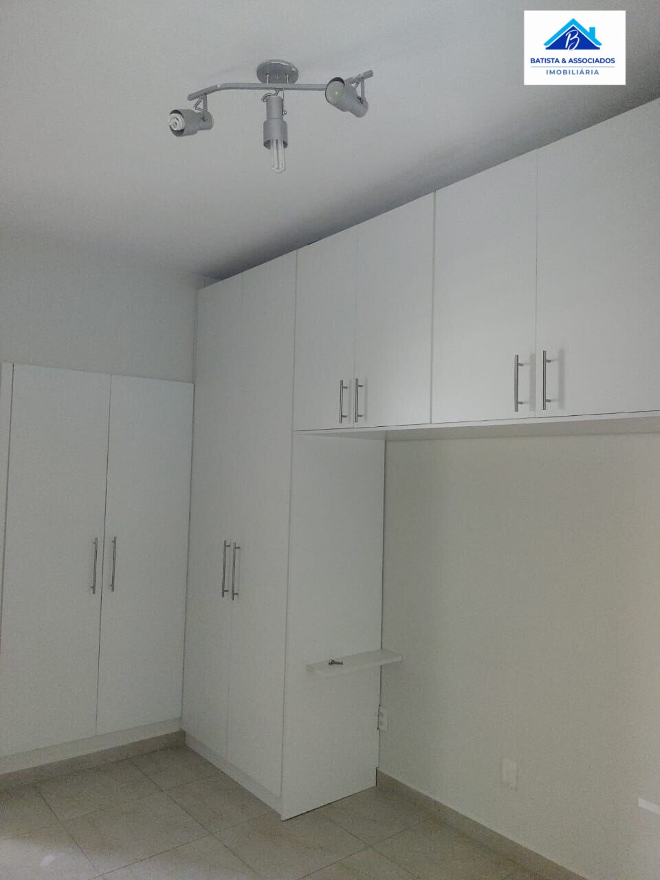 Apartamento à venda com 1 quarto, 63m² - Foto 4