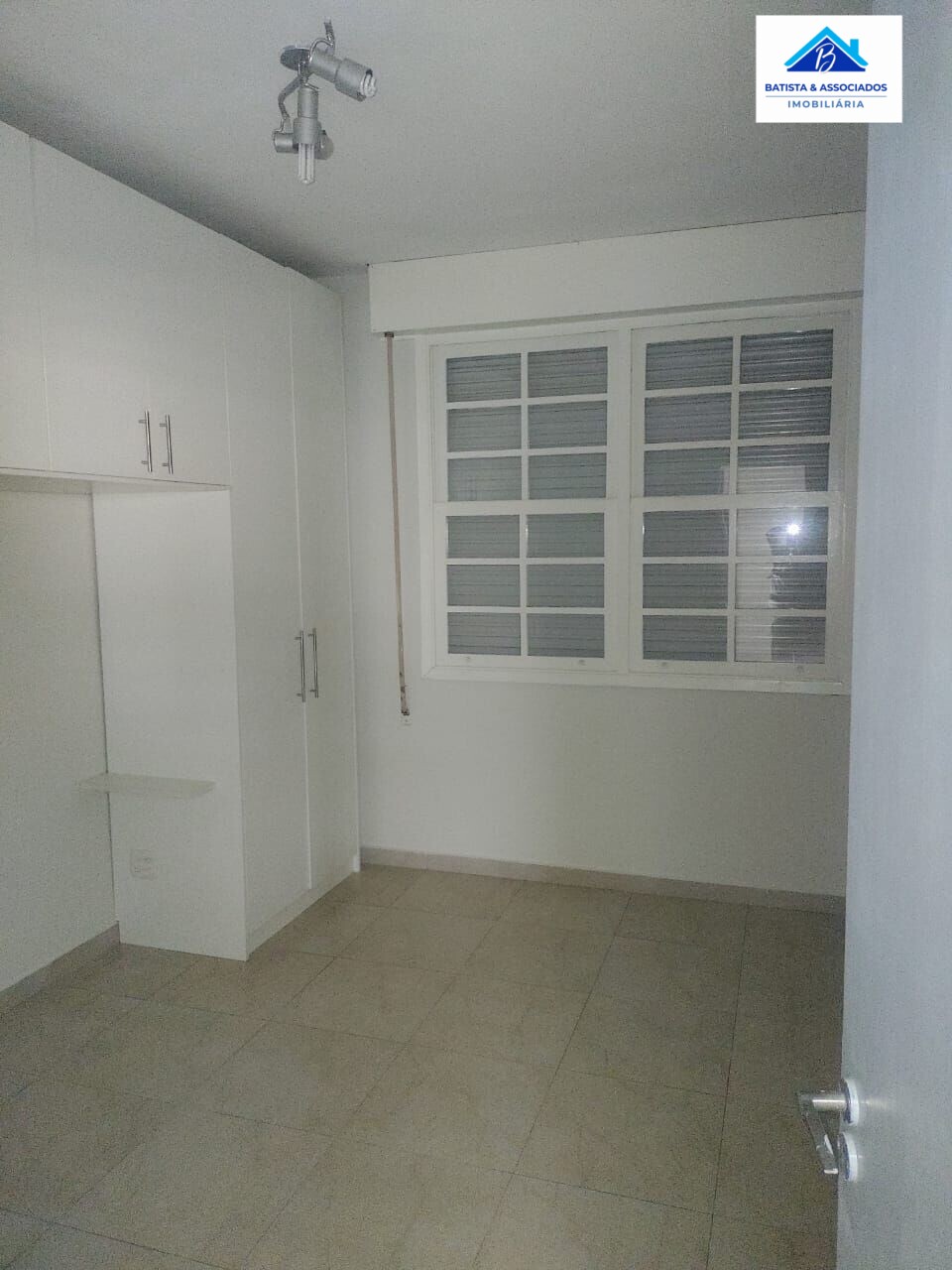 Apartamento à venda com 1 quarto, 63m² - Foto 3