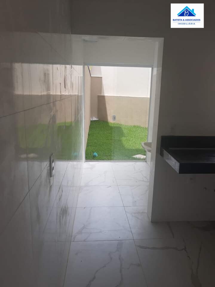 Casa à venda com 2 quartos, 100m² - Foto 14