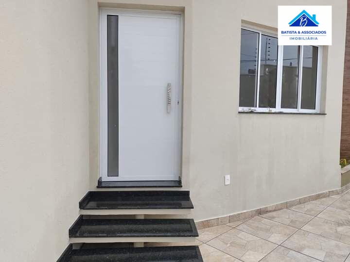 Casa à venda com 2 quartos, 100m² - Foto 2