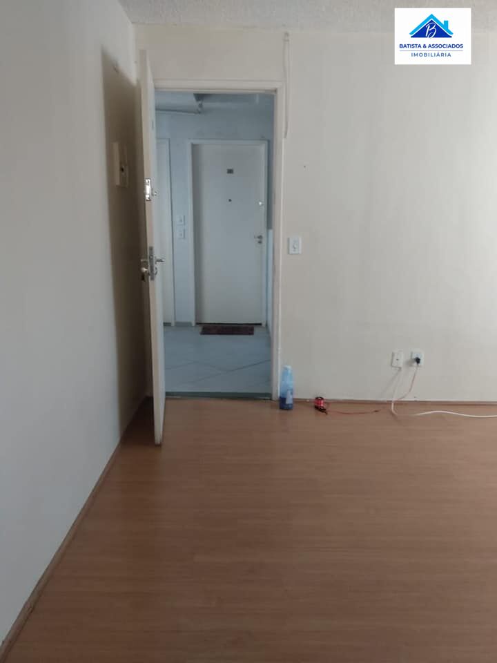 Apartamento à venda com 2 quartos, 44m² - Foto 3