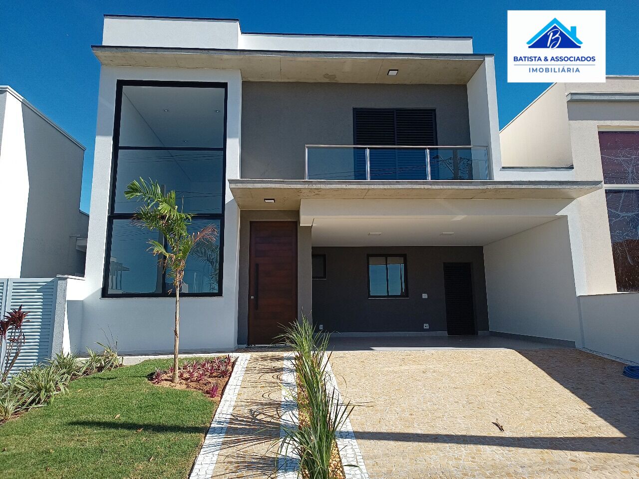 Casa de Condomínio à venda com 3 quartos, 227m² - Foto 2