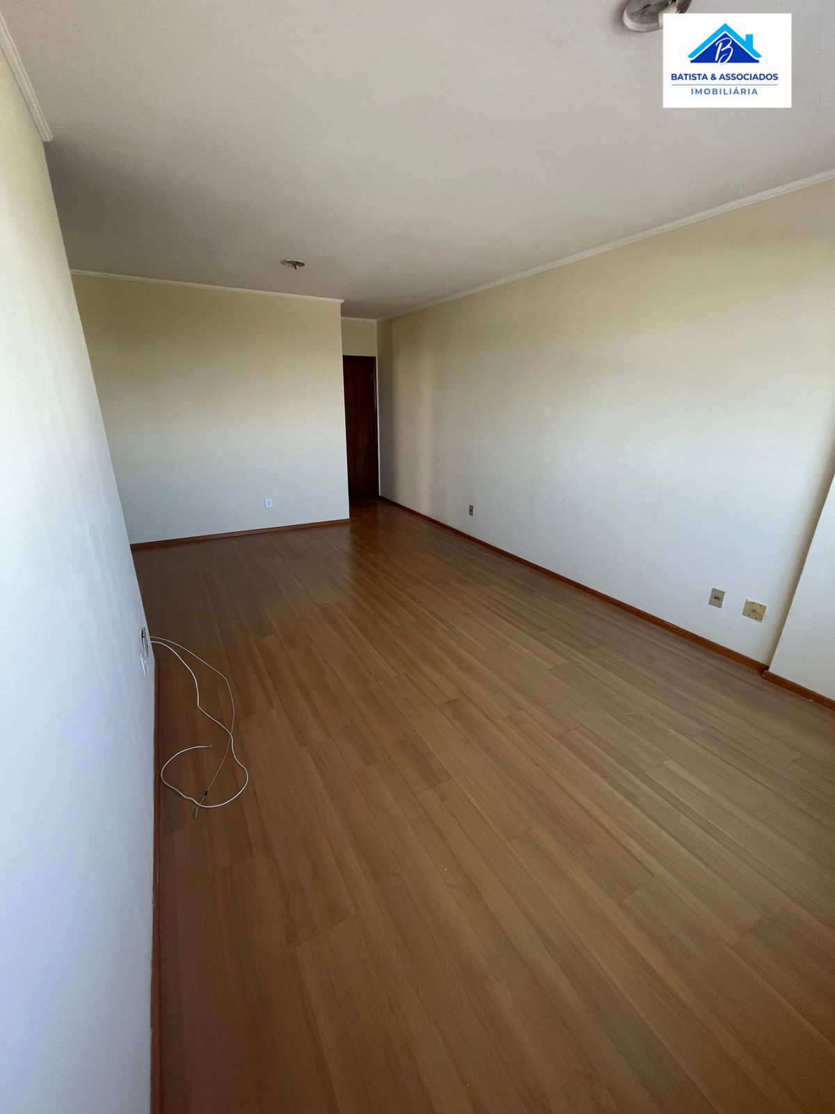 Apartamento à venda com 3 quartos, 124m² - Foto 3