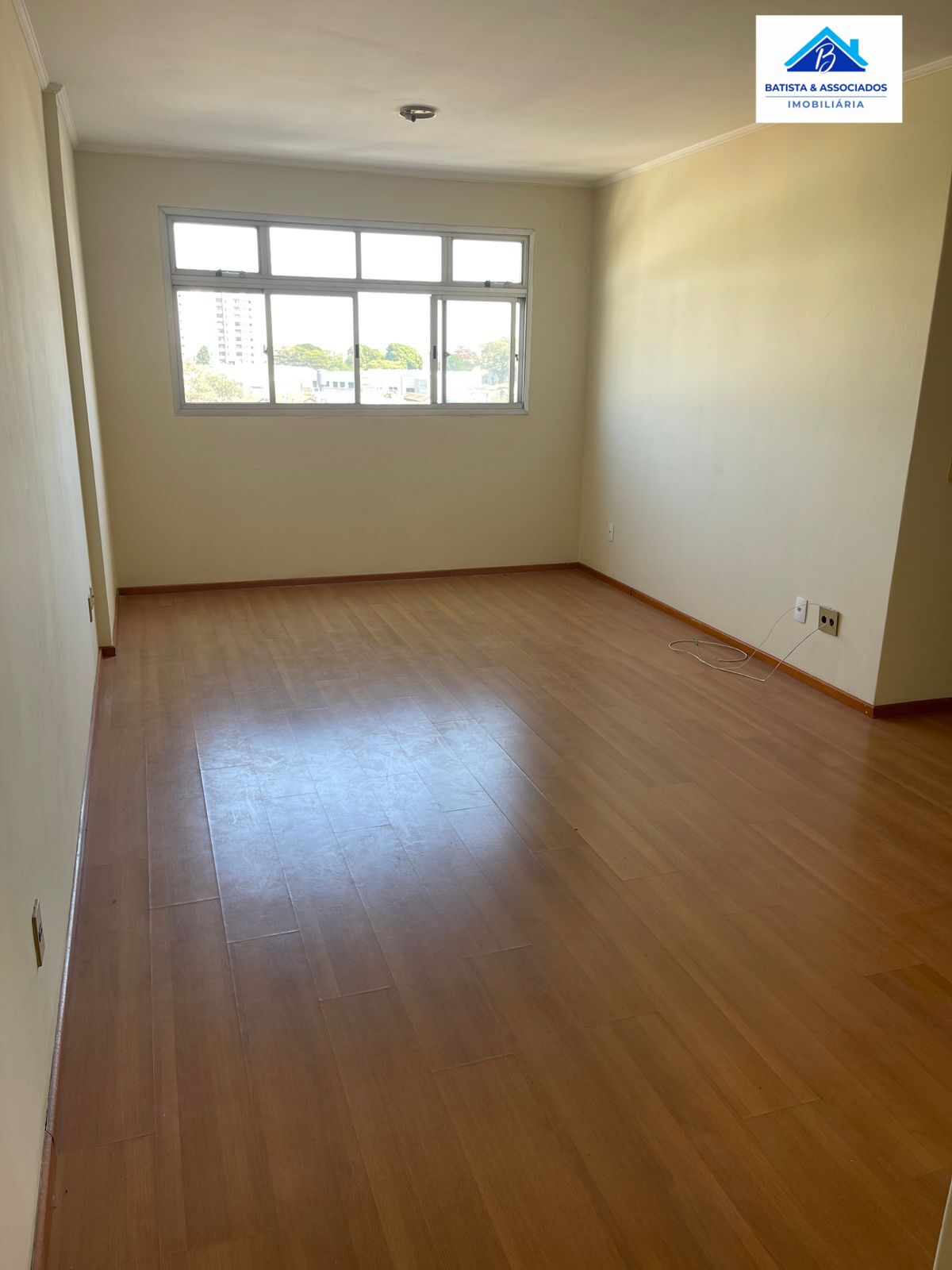 Apartamento à venda com 3 quartos, 124m² - Foto 2