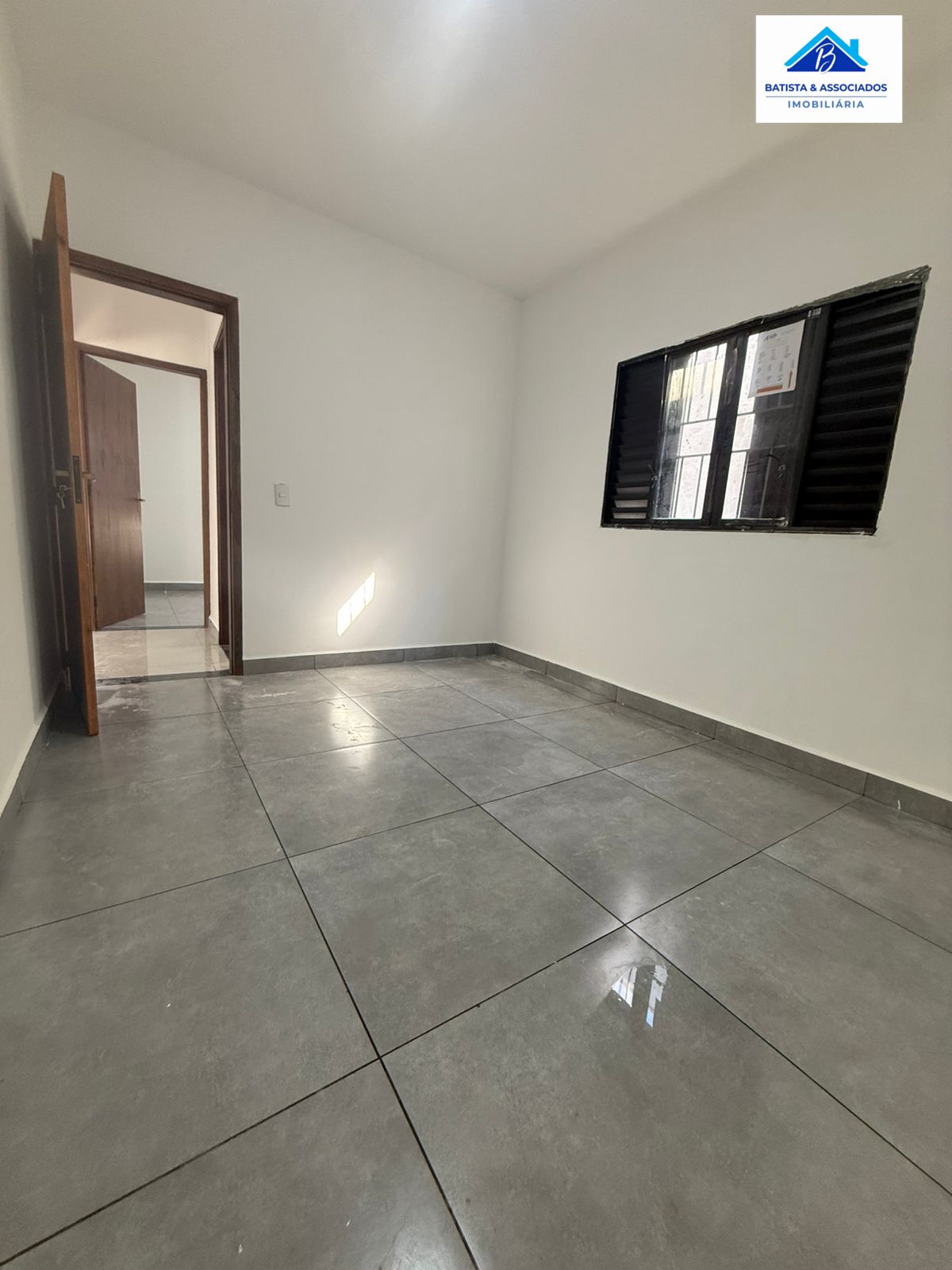 Casa à venda com 2 quartos, 80m² - Foto 13