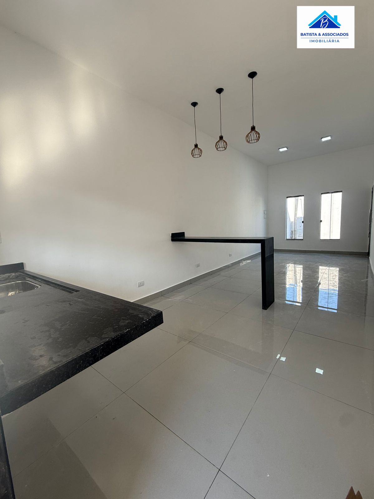 Casa à venda com 2 quartos, 80m² - Foto 12