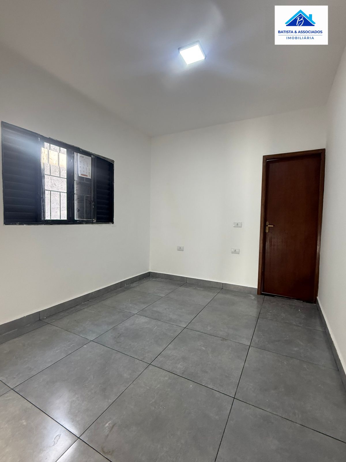 Casa à venda com 2 quartos, 80m² - Foto 16