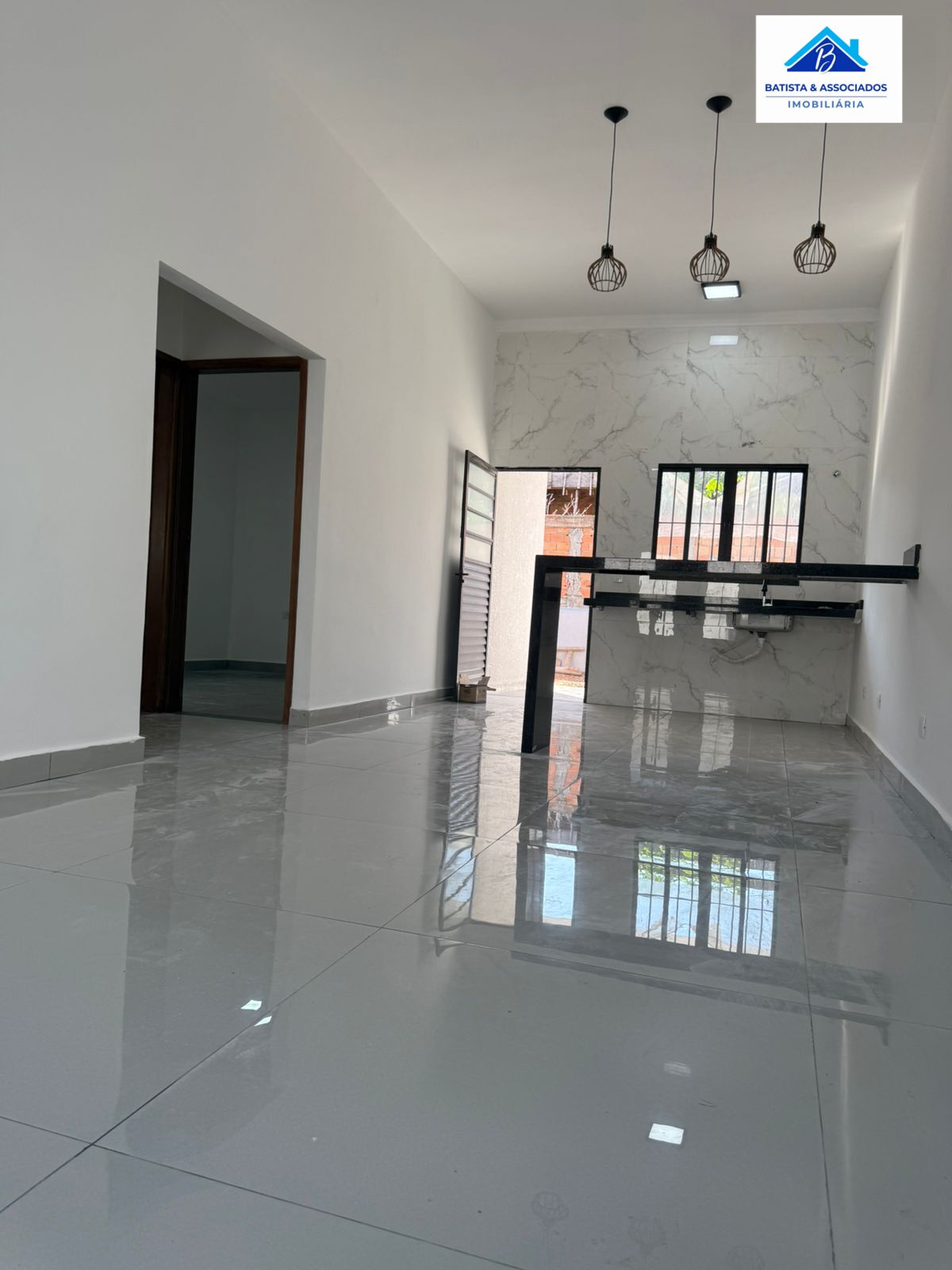 Casa à venda com 2 quartos, 80m² - Foto 6