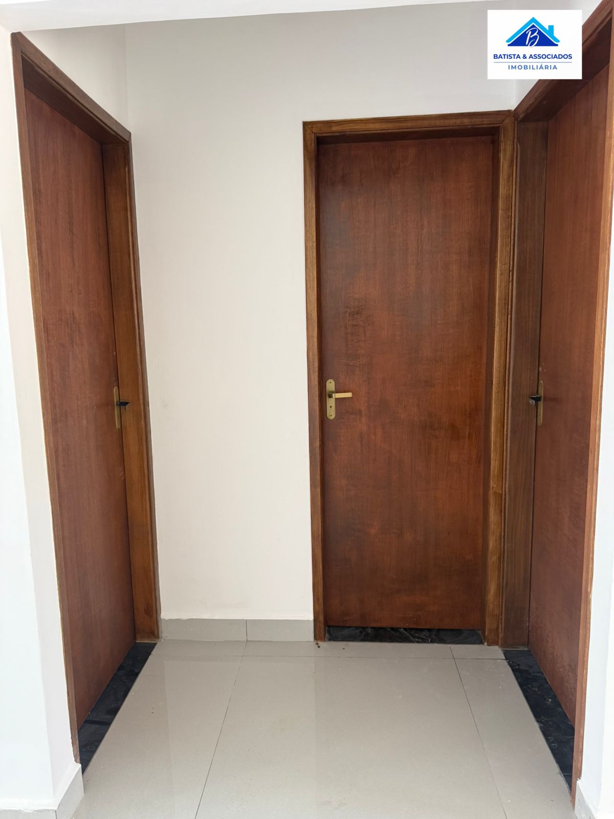 Casa à venda com 2 quartos, 80m² - Foto 17