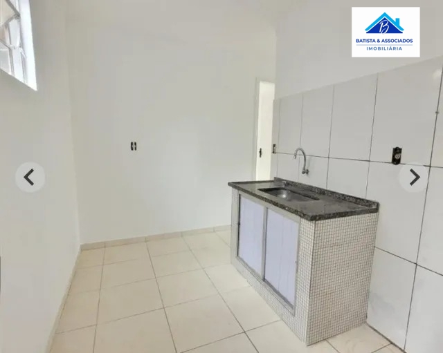 Casa à venda com 5 quartos, 200m² - Foto 15