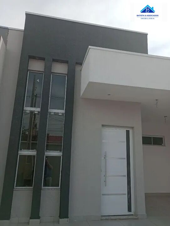 Casa à venda com 3 quartos, 93m² - Foto 2