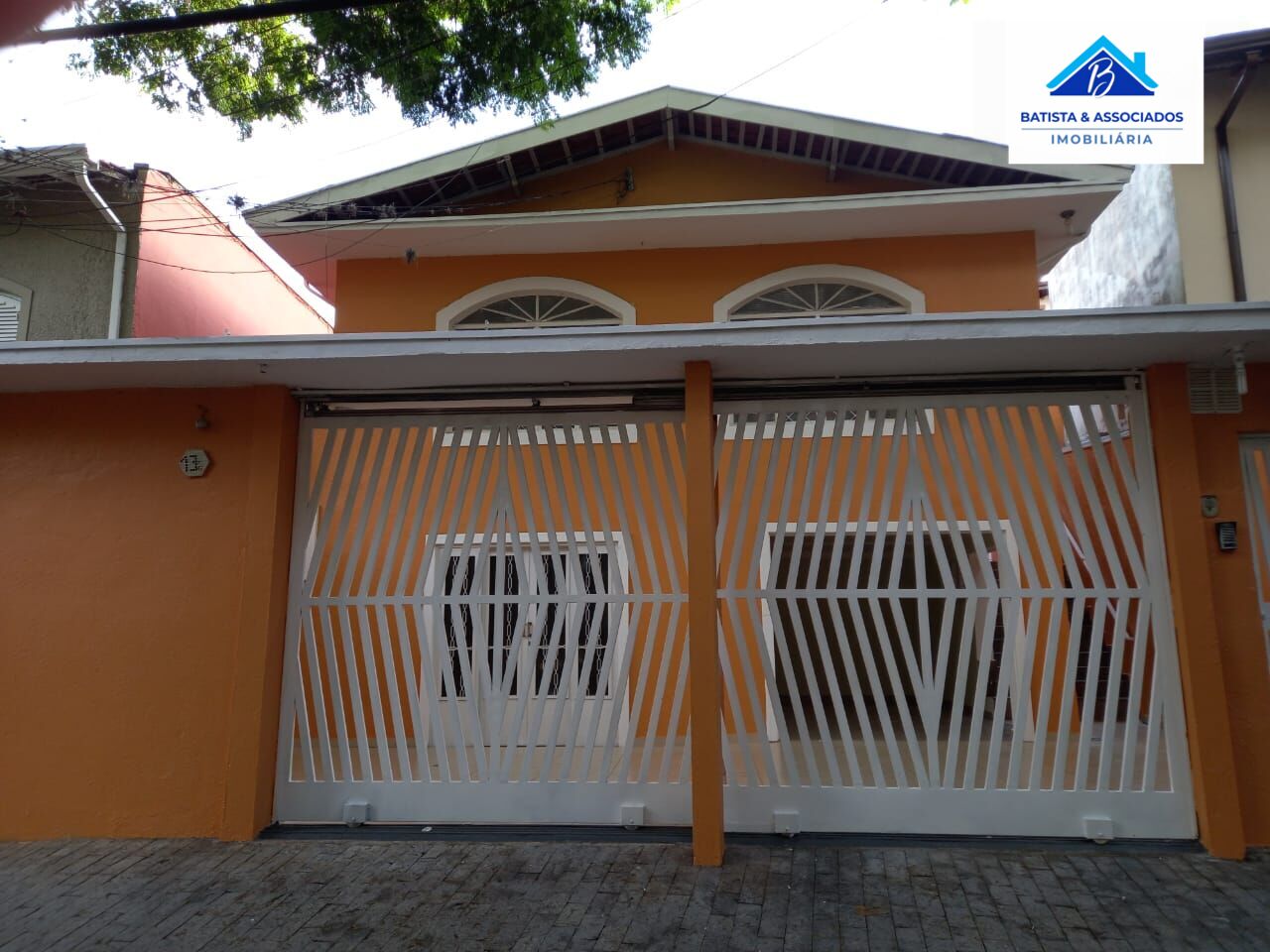 Casa, 4 quartos, 230 m² - Foto 2