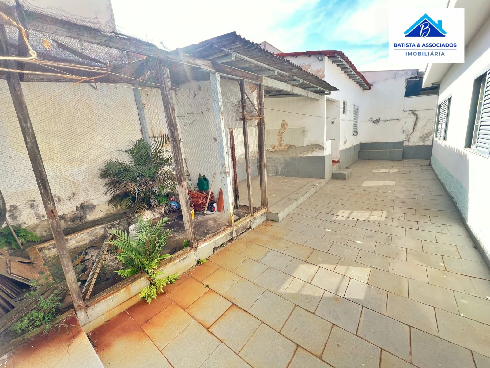 Casa para alugar com 3 quartos, 200m² - Foto 15