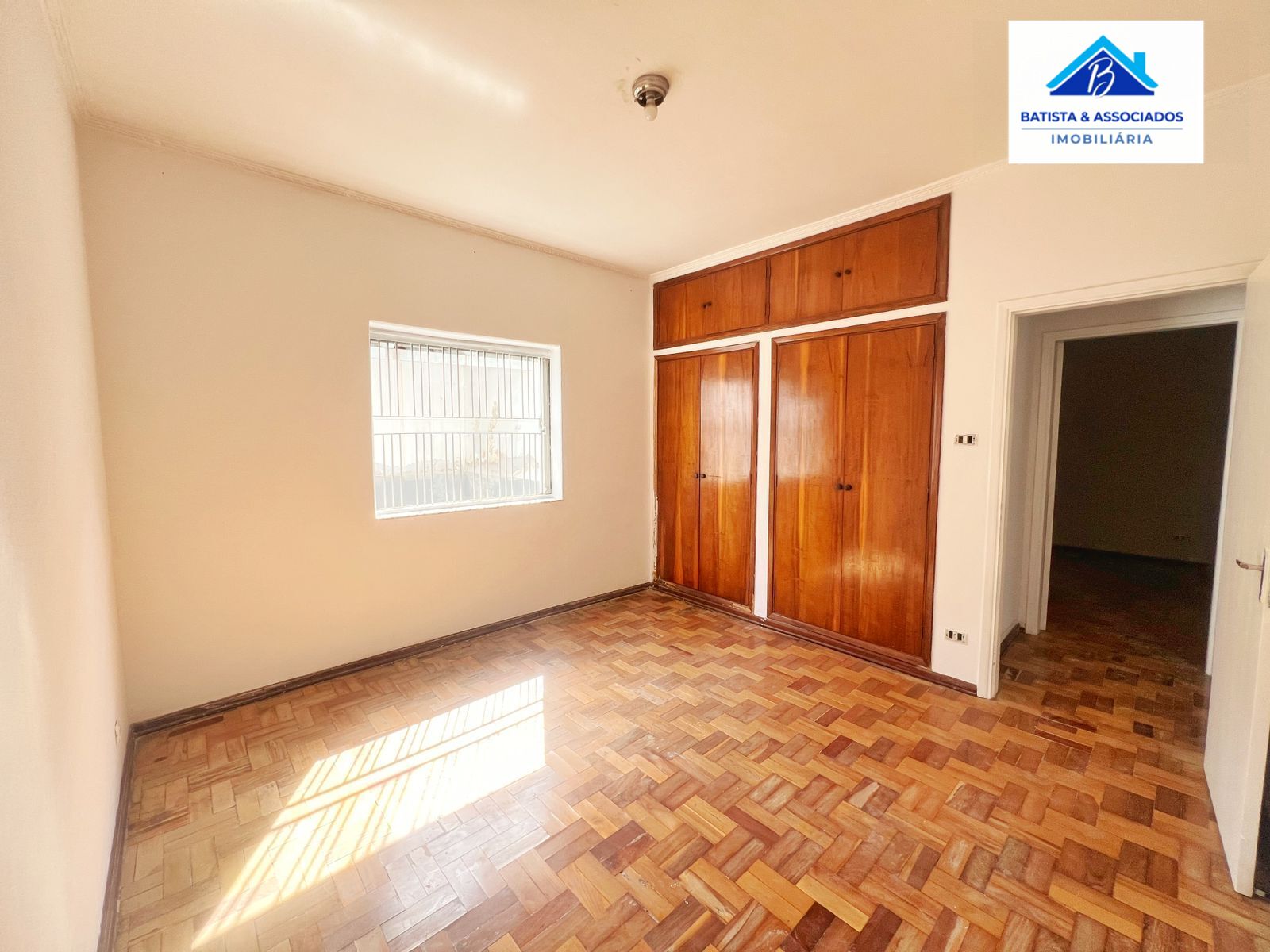 Casa para alugar com 3 quartos, 200m² - Foto 10