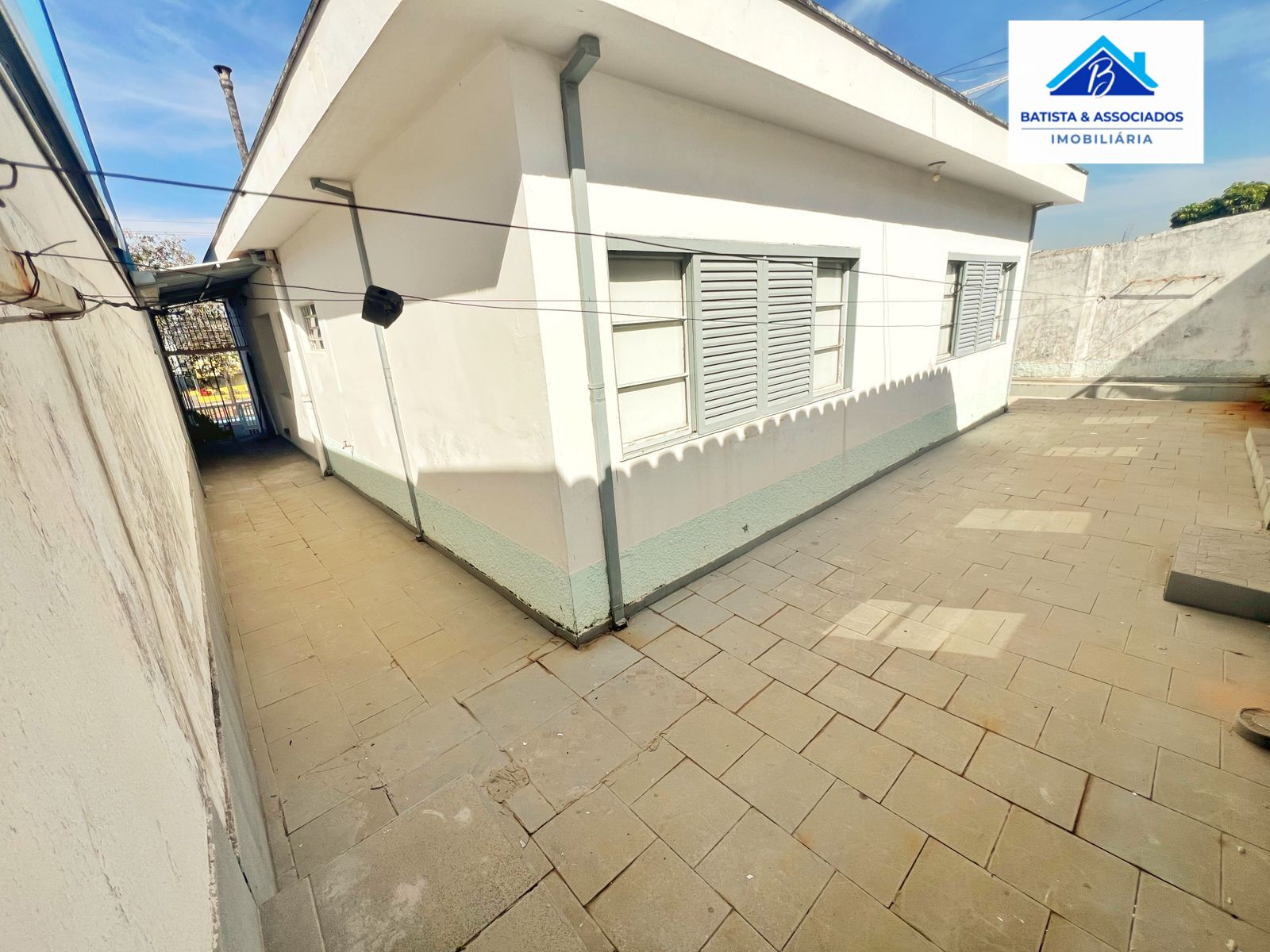 Casa para alugar com 3 quartos, 200m² - Foto 17